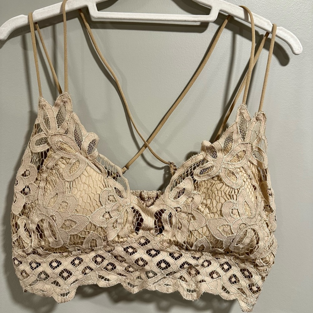 True by Rue21 2X Tan Lace Bralette with Adjustable Straps